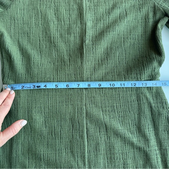 Madewell Palm Tree Crosshatch Puff-Sleeve Faux-Wrap Dress Green - Picture 5 of 9